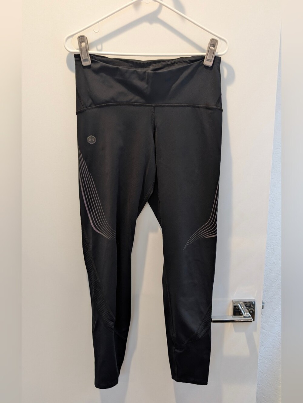 Under Armour Women’s Black Performance Swim/Active Leggings